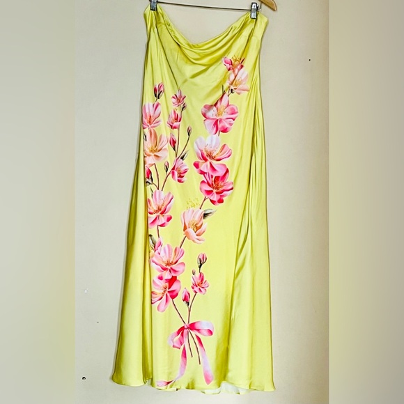 FARM RIO Strapless Printed Midi Split Dress - Picture 5 of 12